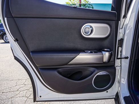 Used 2023 Genesis GV60 Advanced image 58