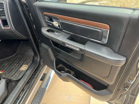 Used 2014 RAM 3500 Laramie AWD/4WD image 13