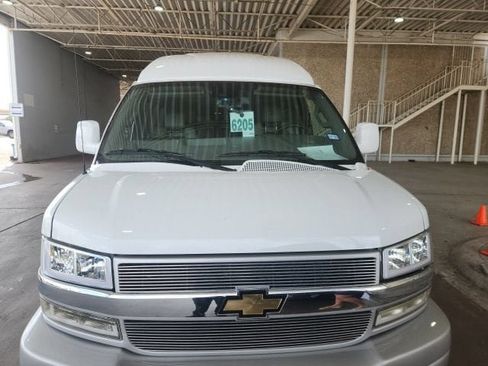 Used 2024 Chevrolet Express 2500 Extended w/ Driver Convenience Package RWD image 6