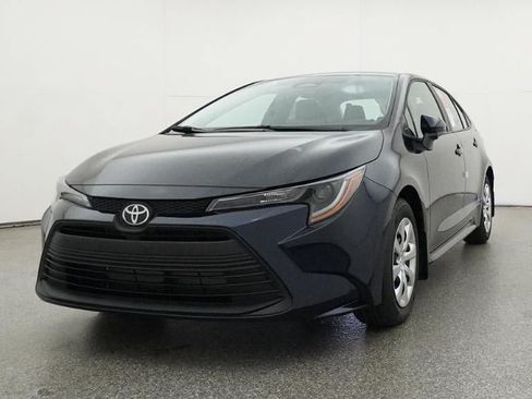 New 2026 Toyota Corolla LE FWD image 32