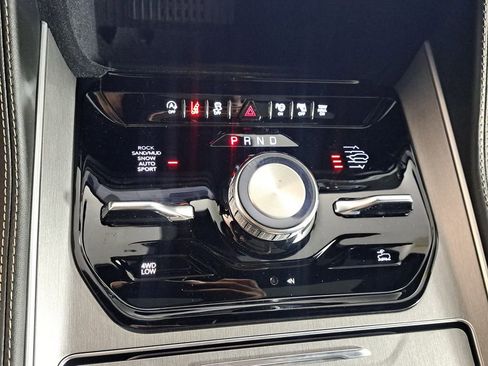 New 2026 Jeep Grand Wagoneer 4WD image 23