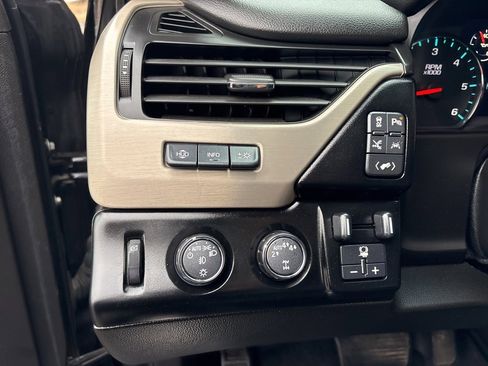 Used 2017 GMC Yukon Denali w/ Open Road Package image 12