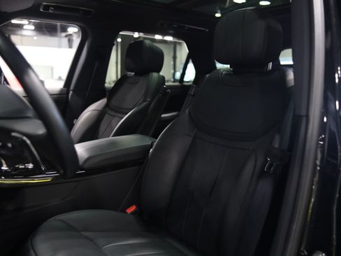 Used 2025 Land Rover Range Rover Sport Dynamic SE AWD/4WD image 17