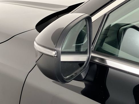 Used 2024 Kia Telluride S w/ S Sunroof Package FWD image 10