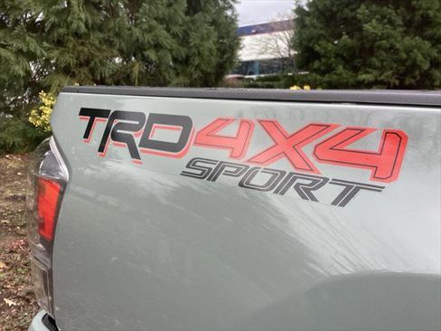 Certified 2022 Toyota Tacoma TRD Sport image 7