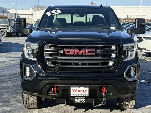 Used 2019 GMC Sierra 1500 AT4 w/ AT4 Premium Package image 3
