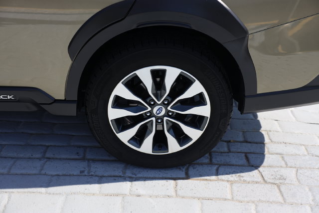 Certified 2024 Subaru Outback Limited AWD/4WD image 60