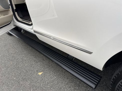 Used 2019 Lincoln Navigator L Reserve w/ Cargo Package image 32