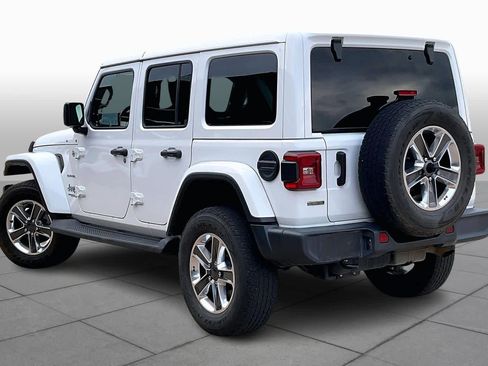 Used 2021 Jeep Wrangler Unlimited Sahara image 12