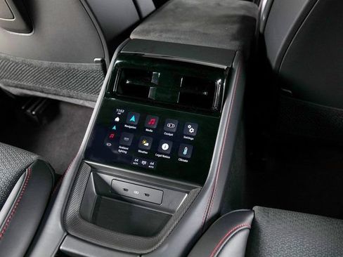 Certified 2025 Porsche Panamera GTS AWD/4WD image 25