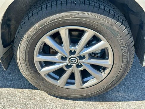 Used 2025 MAZDA CX-5 AWD 2.5 S w/ Preferred Package image 10