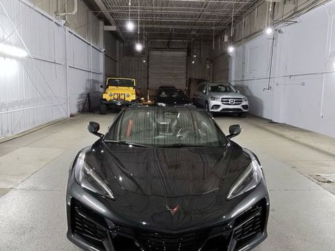 Used 2024 Chevrolet Corvette Z06 w/ Stealth Interior Trim Package RWD image 19