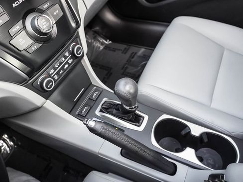 Used 2018 Acura ILX 2.4L image 17