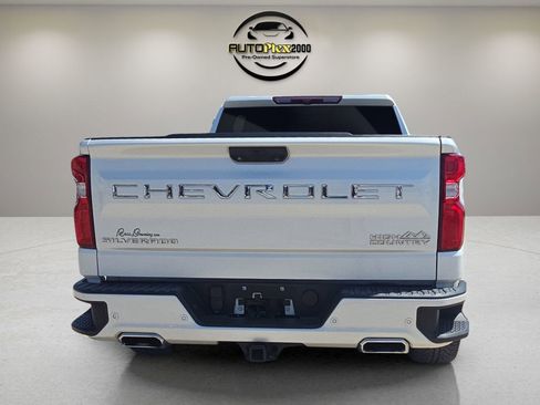Used 2022 Chevrolet Silverado 1500 High Country w/ Z71 Off-Road Package image 6