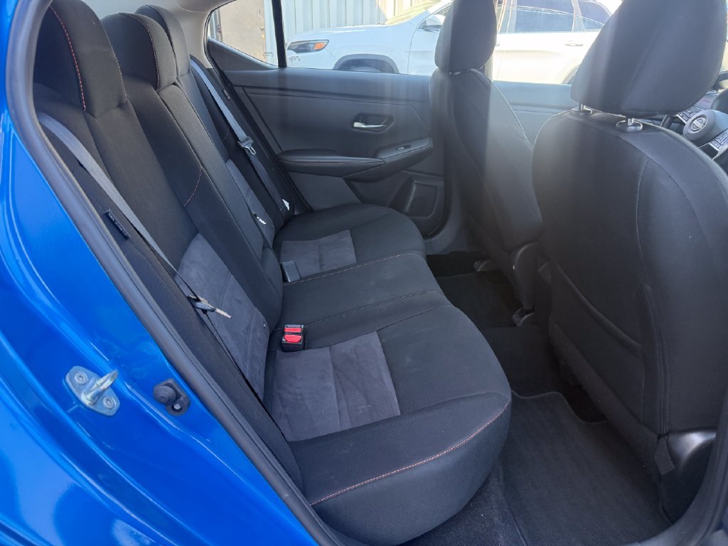 Used 2025 Nissan Sentra SR FWD image 15