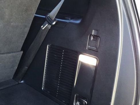 Certified 2021 Ford Expedition XLT image 10