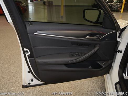 Used 2023 BMW 530e w/ M Sport Package RWD image 38