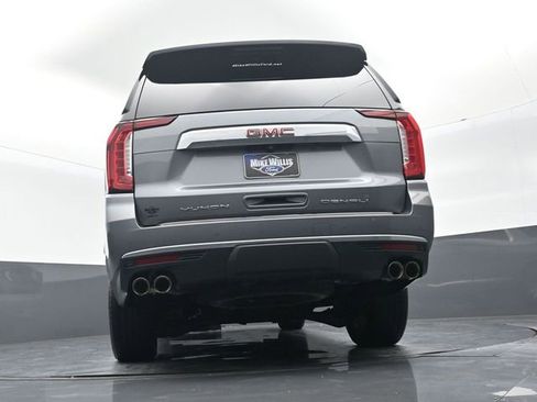 Used 2022 GMC Yukon XL Denali image 22