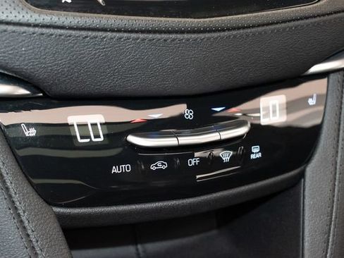 Used 2025 Cadillac XT5 Premium Luxury AWD/4WD image 32