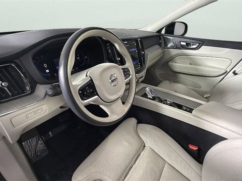 Used 2025 Volvo XC60 T8 Ultra w/ Protection Package Premier image 18