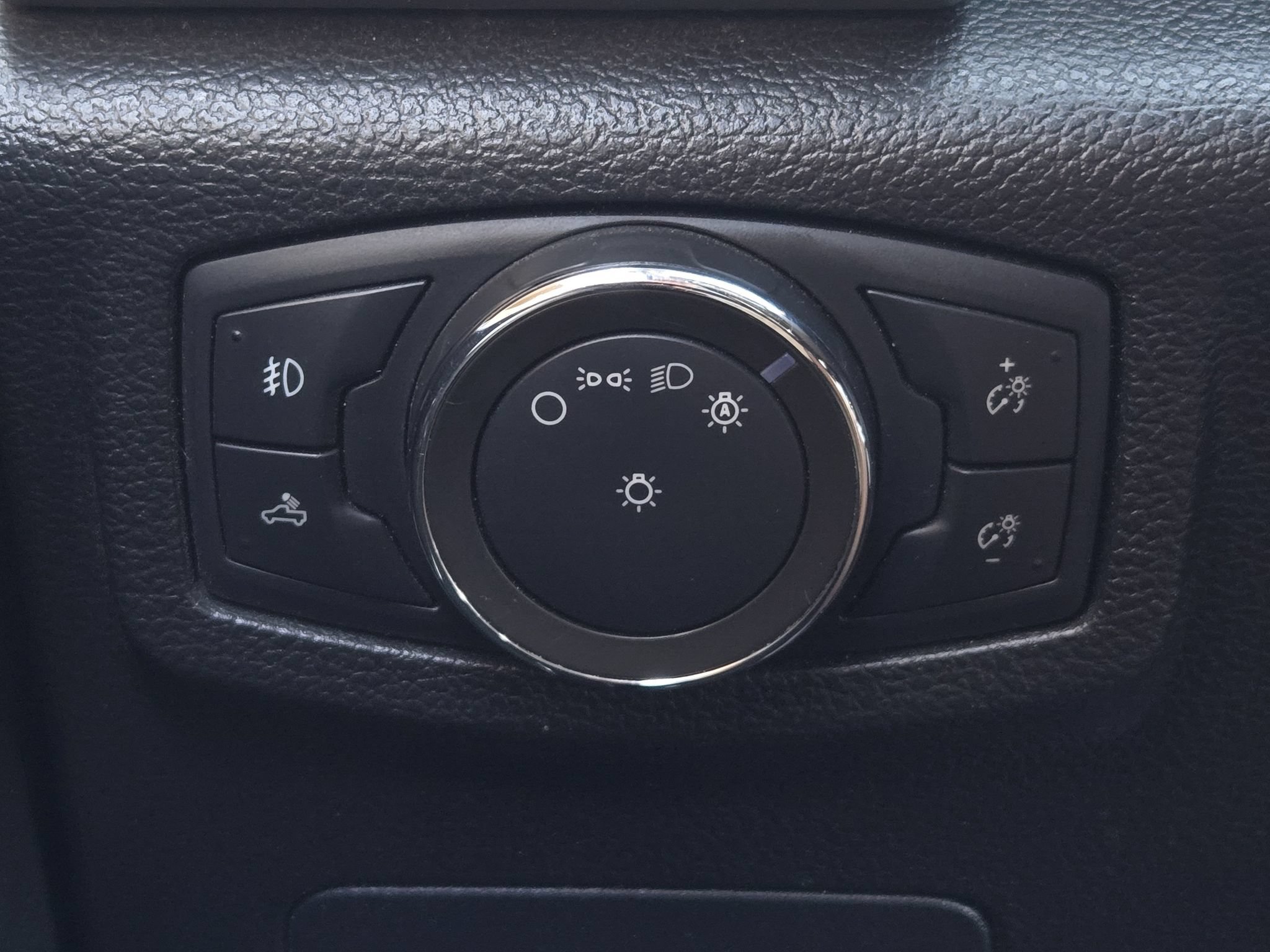 Used 2020 Ford F150 Lariat AWD/4WD image 21