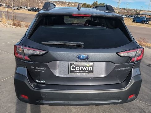 Used 2025 Subaru Outback Premium image 7