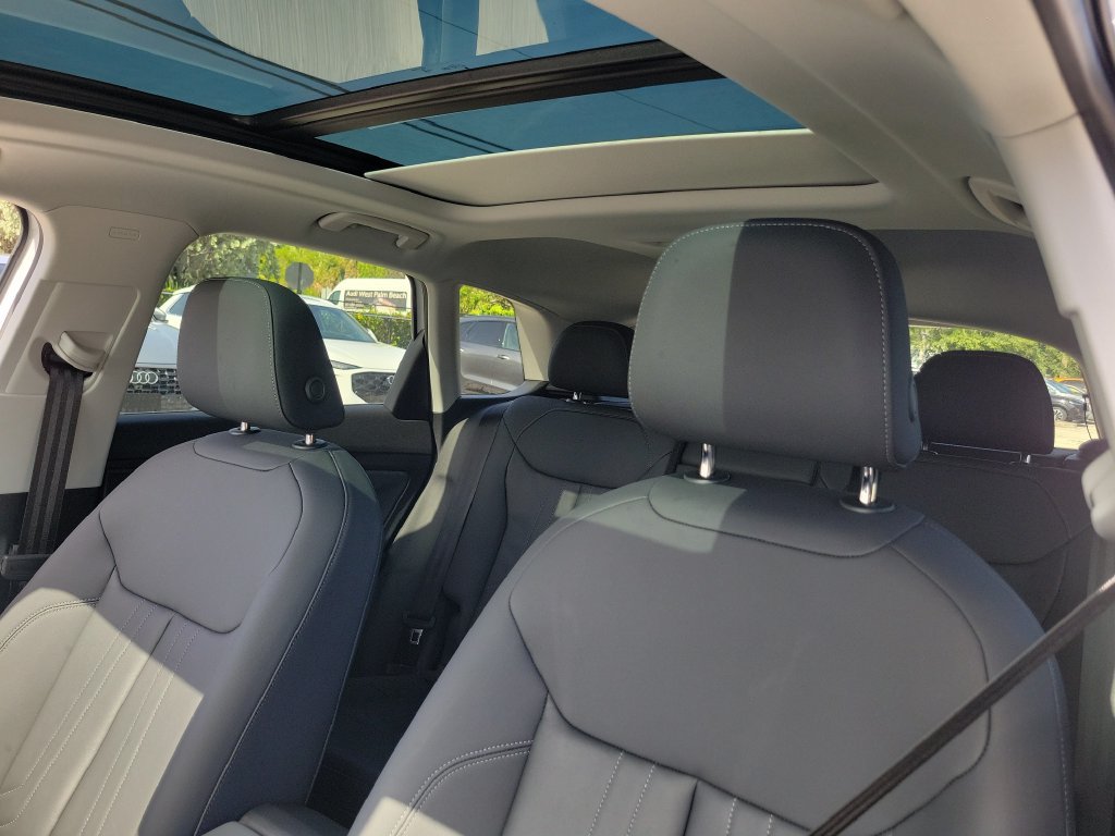 New 2026 Audi Q3 quattro 2.0T AWD/4WD image 16
