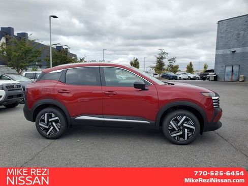 New 2026 Nissan Kicks SV w/ SV Premium Package image 2