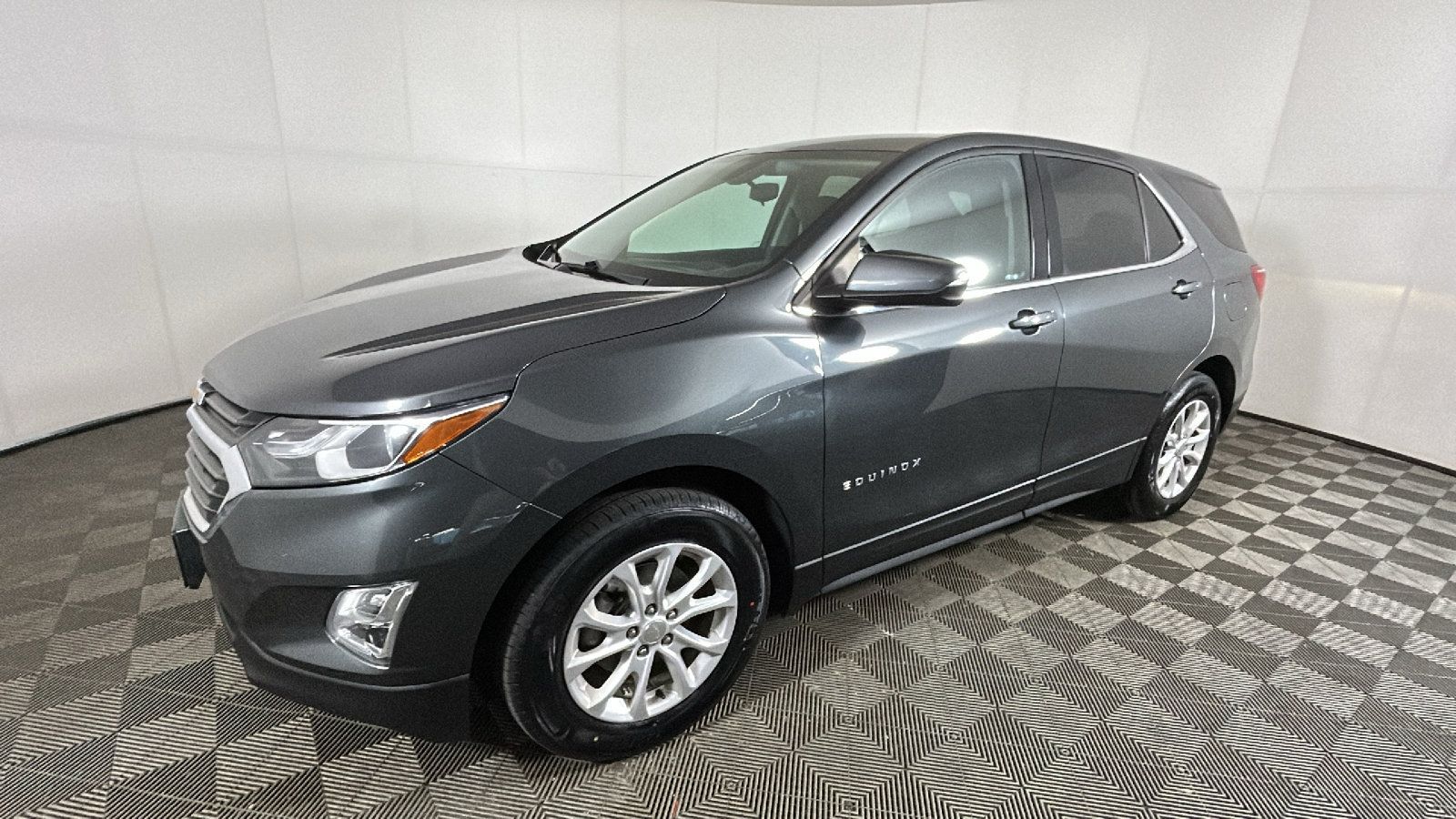 Used 2019 Chevrolet Equinox LT FWD image 8