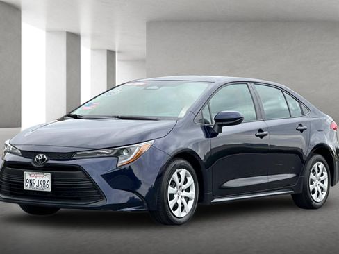 Used 2024 Toyota Corolla LE FWD image 8