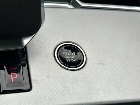 New 2026 Land Rover Range Rover SE AWD/4WD image 31