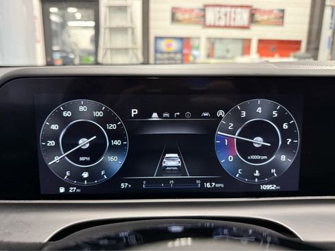 Used 2024 Kia Seltos EX image 29