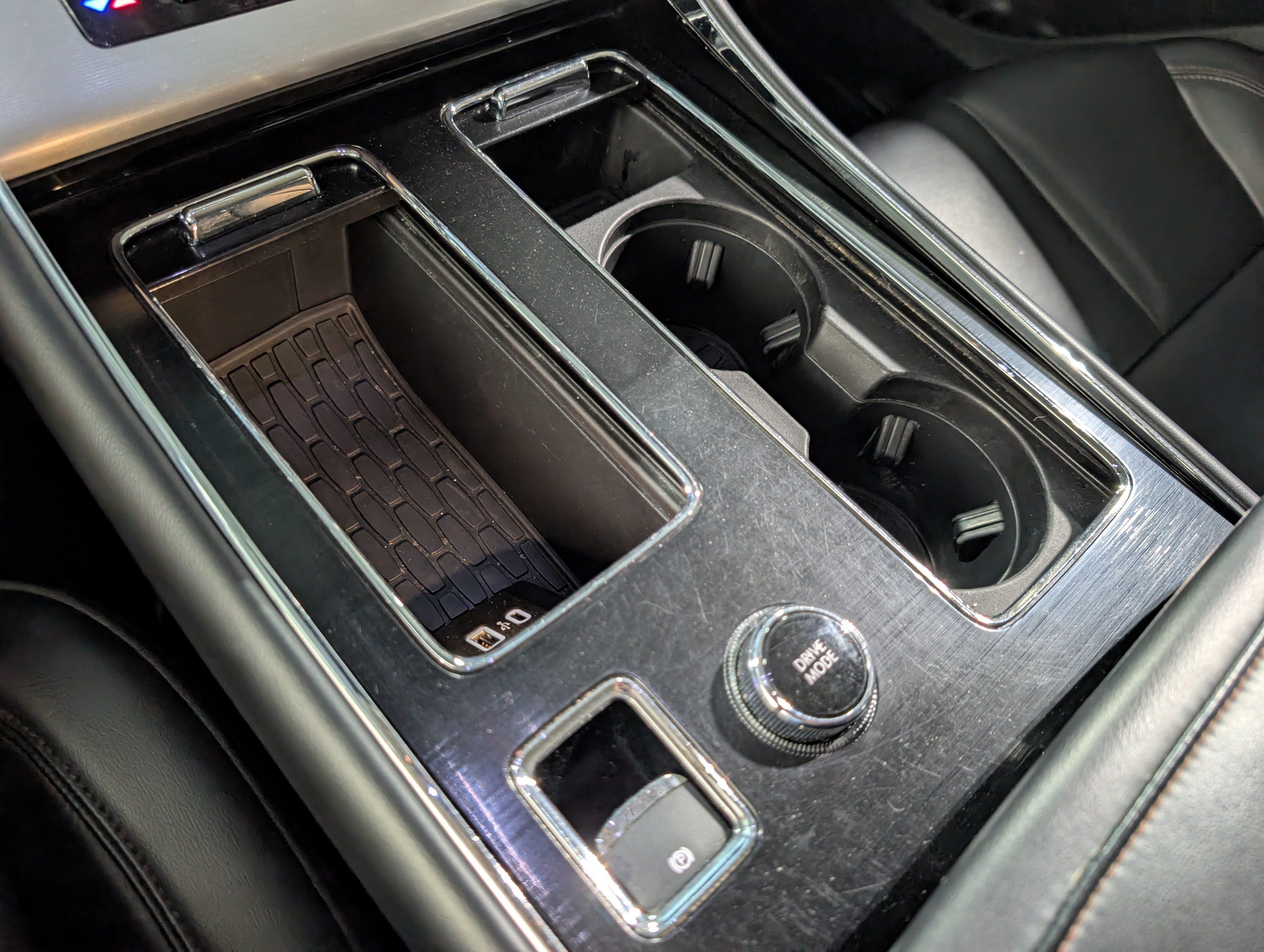 Used 2020 Lincoln Aviator AWD image 21