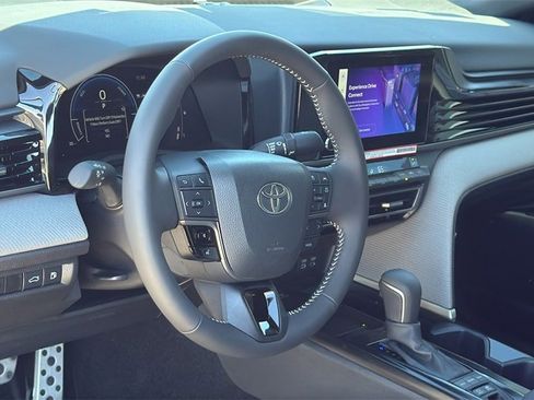 New 2026 Toyota Camry SE image 7