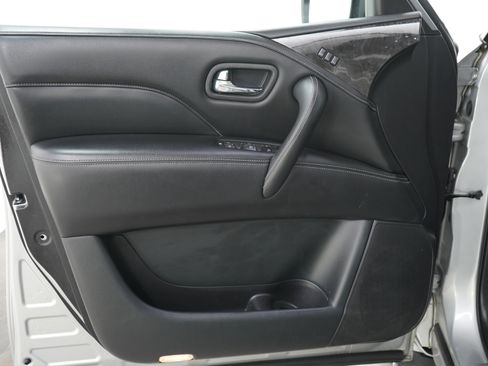 Used 2020 INFINITI QX80 Luxe w/ Proassist Package AWD/4WD image 23