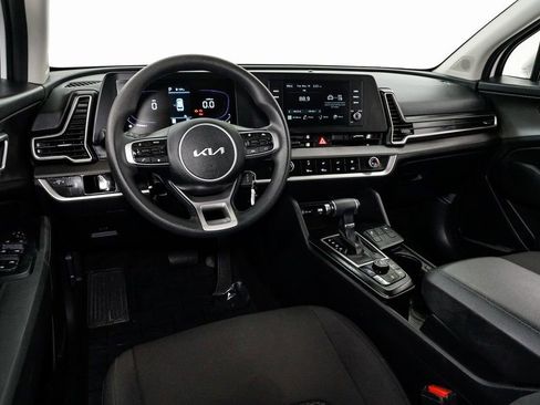 Certified 2024 Kia Sportage LX image 6