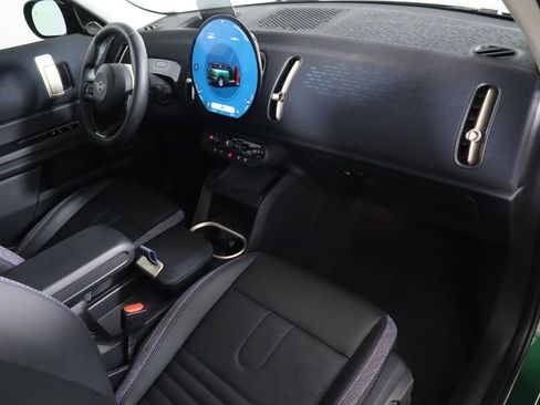 Used 2025 MINI Cooper Countryman S w/ Comfort Package Max image 18