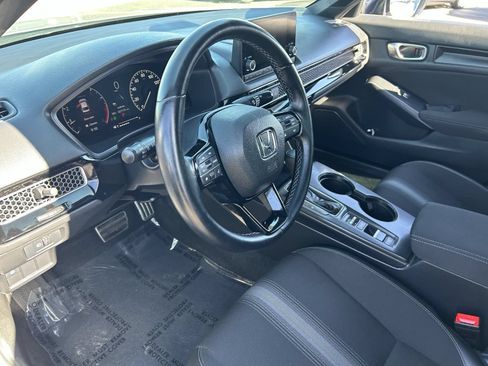 Certified 2025 Honda Civic Sport image 23