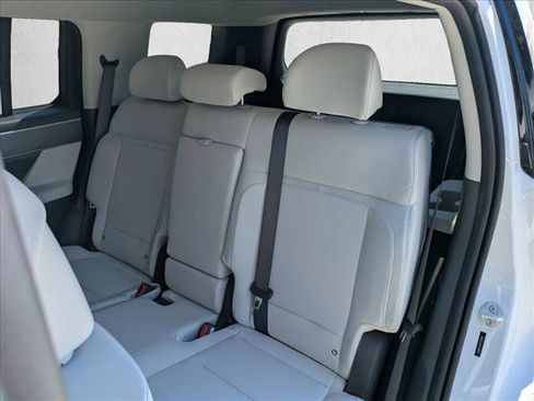 New 2026 Hyundai Santa Fe SE FWD image 17