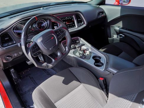 Used 2020 Dodge Challenger R/T Scat Pack w/ Dynamics Package image 24