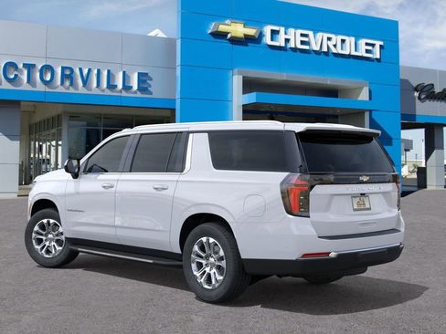 New 2026 Chevrolet Suburban LS image 3