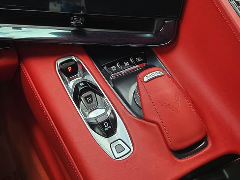 Used 2025 Chevrolet Corvette Z06 w/ Stealth Interior Trim Package RWD image 29