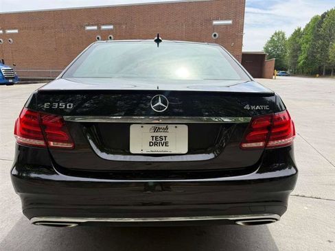 Used 2014 Mercedes-Benz E 350 4MATIC Sedan image 4