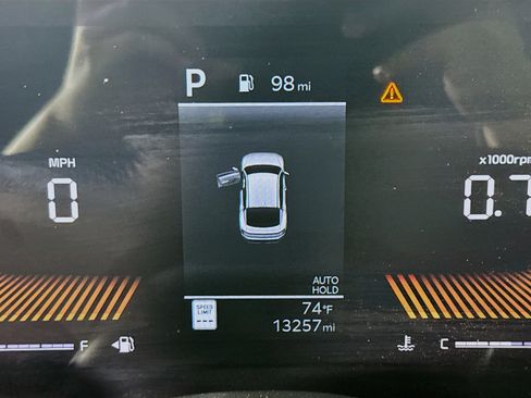 Used 2025 Kia K4 LXS image 16