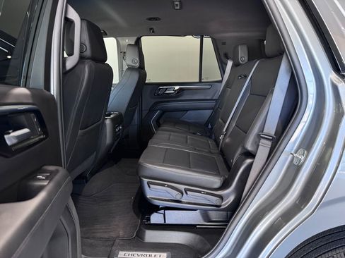 Certified 2025 Chevrolet Tahoe LT image 12