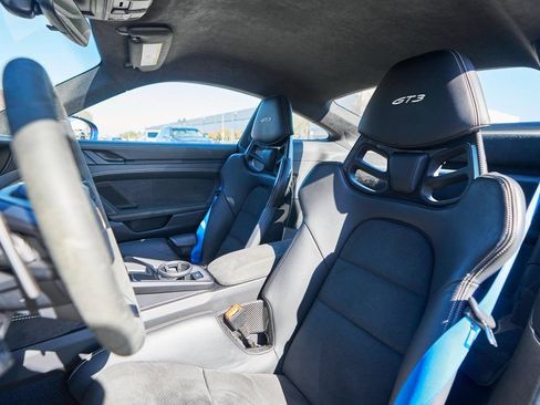 Used 2022 Porsche 911 GT3 image 35