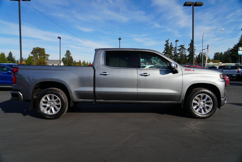 Used 2019 Chevrolet Silverado 1500 LTZ AWD/4WD image 8