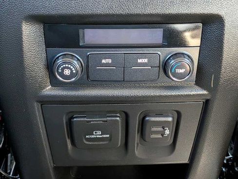 Used 2020 Chevrolet Traverse RS w/ LPO, Floor Liner Package image 25