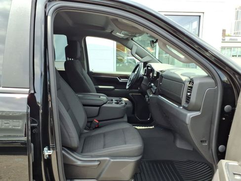 Used 2023 Chevrolet Silverado 1500 LT AWD/4WD image 22