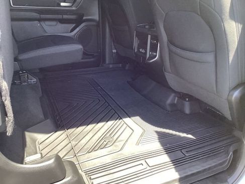 Used 2023 RAM 1500 Big Horn AWD/4WD image 38